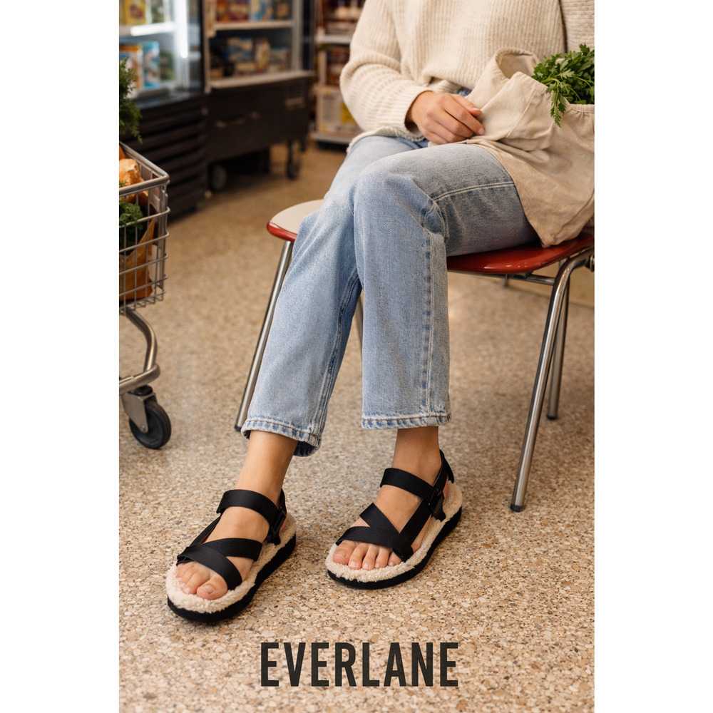 Everlane Fuzzy‎ Footbed Sandals Womens 7 Black Shearling New in Box